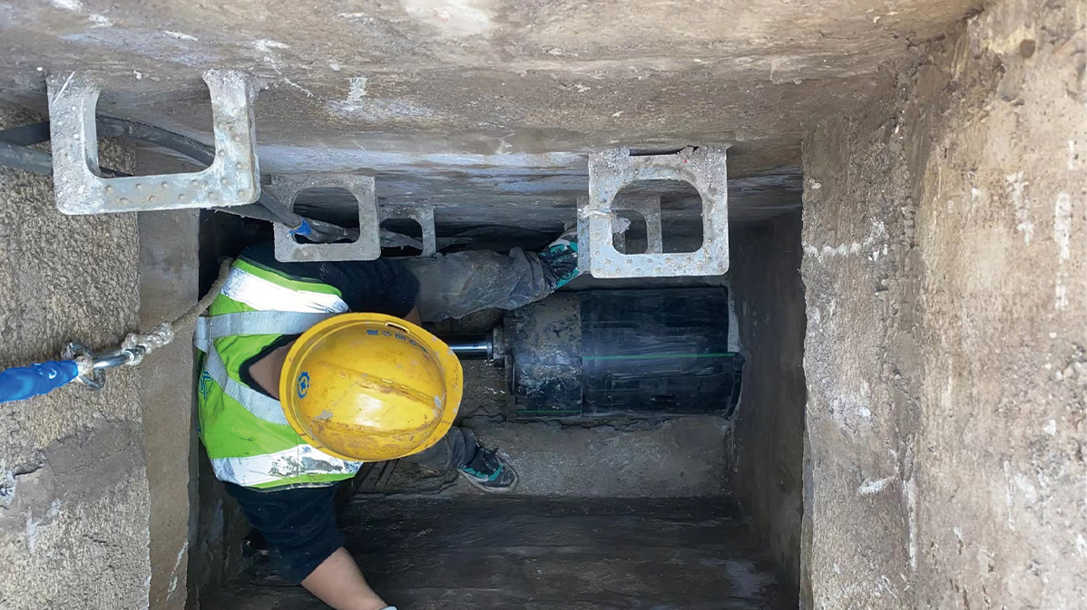 鱼峰HDPE短管内衬法